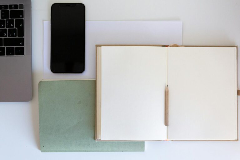 Simple Ways to Reduce Household Paper Clutter for a Tidy Home