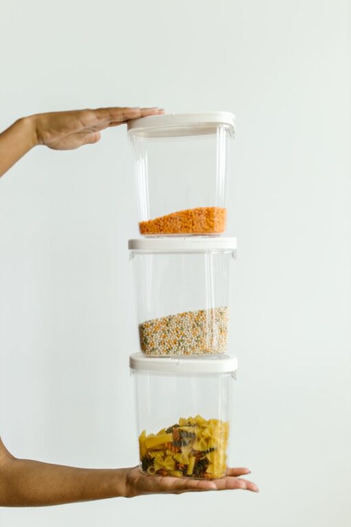 How to Keep a Tidy Fridge and Pantry: Simple Tips for Organized Storage